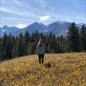 Meet your Posher, Debbie